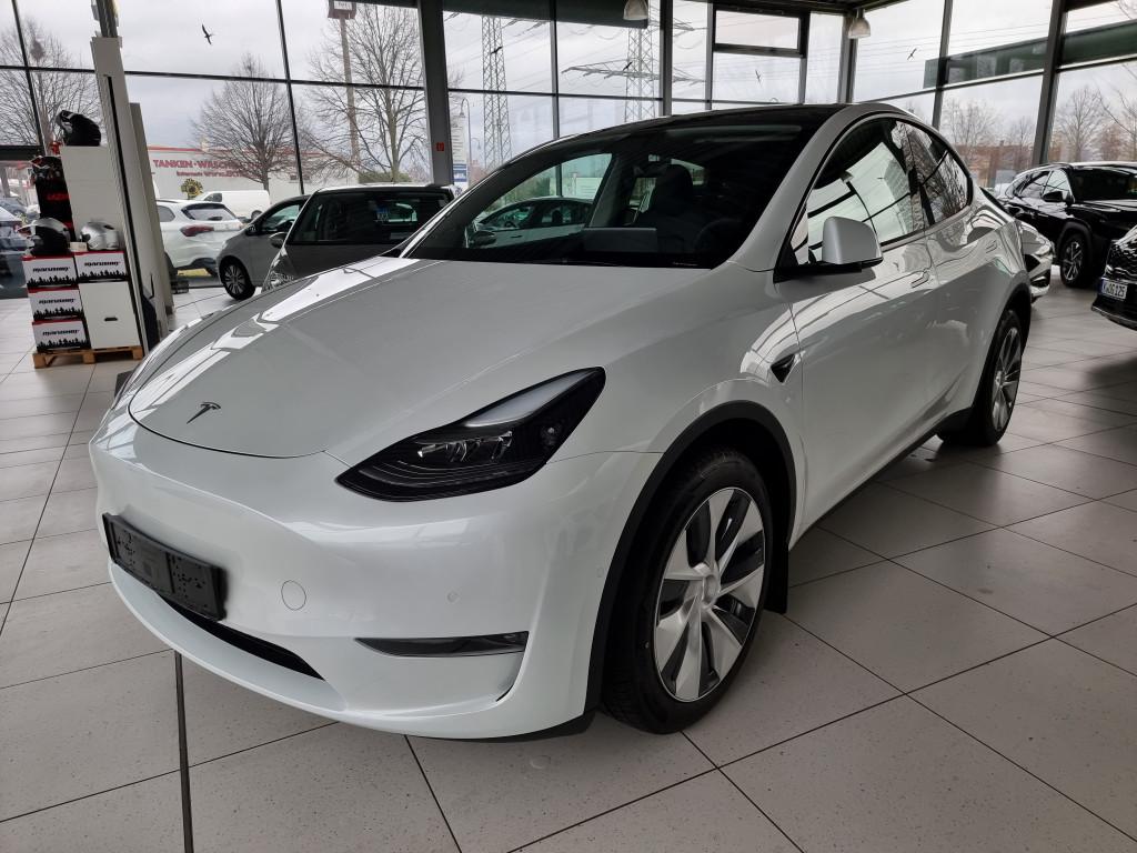 Tesla Model Y Long Range 2022, 20 Zoll Induction*