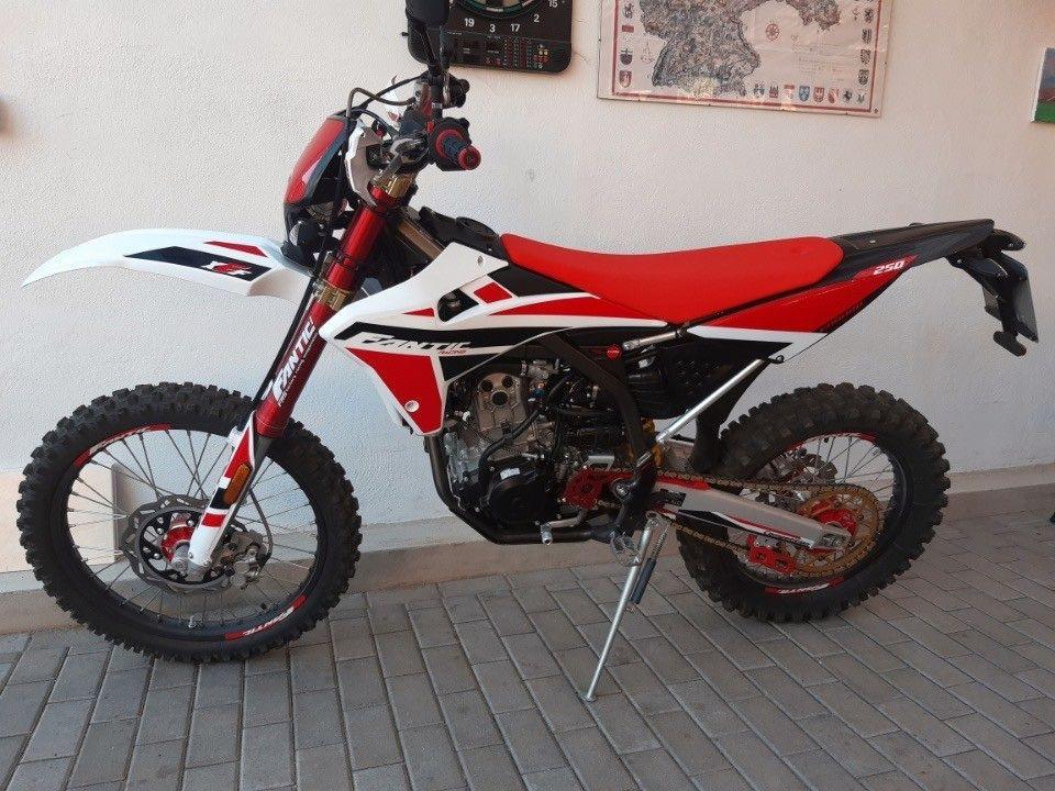 FANTIC XEF 250 Enduro Trail Competition 4T