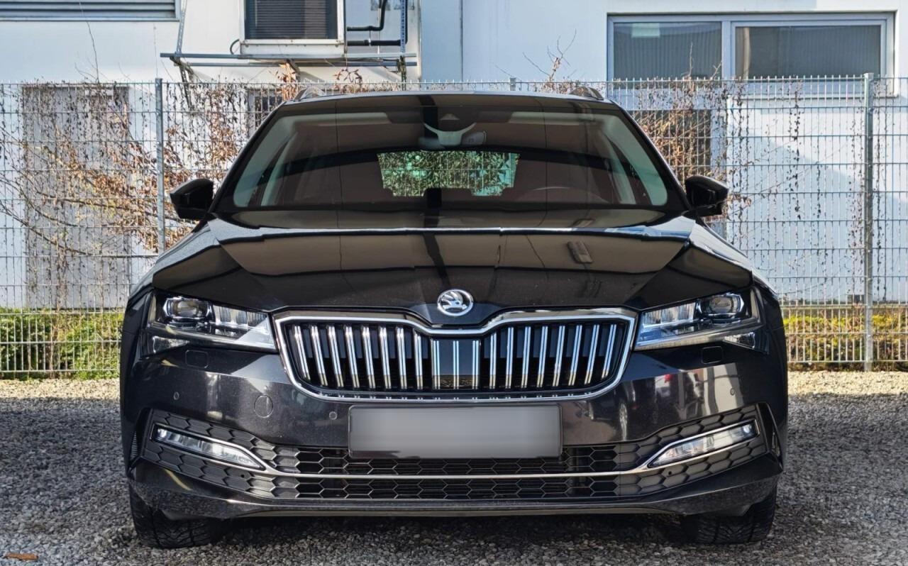 Skoda Superb 2.0 TDI DSG,KAMERA,AHK,MATRIX,VIRTUAL,ACC